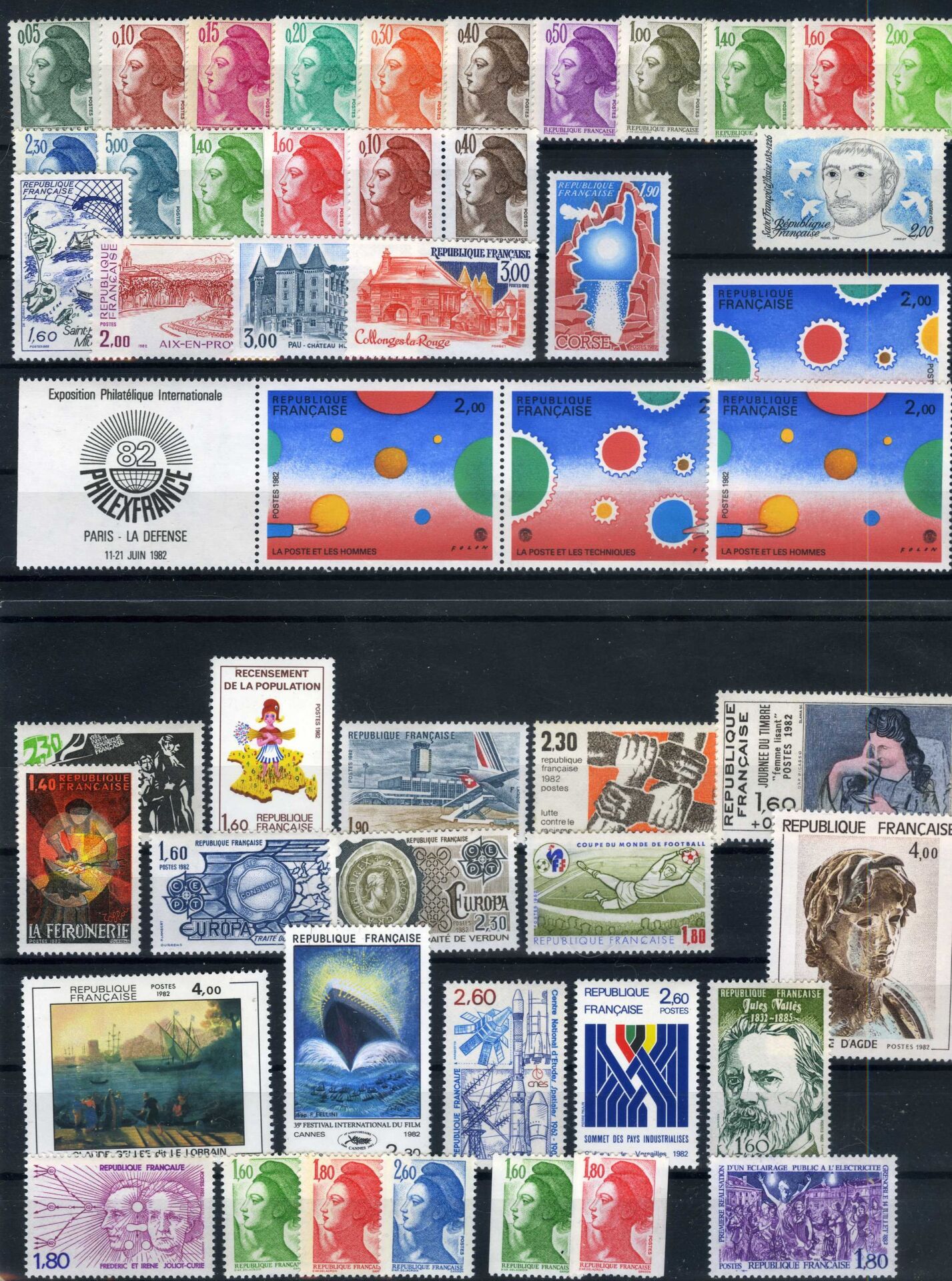 Fransa 1982 Yıl Seti,Damgasız, 74 Pul,1 Adet Özel Blok