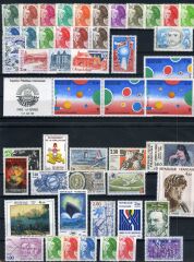 Fransa 1982 Yıl Seti,Damgasız, 74 Pul,1 Adet Özel Blok